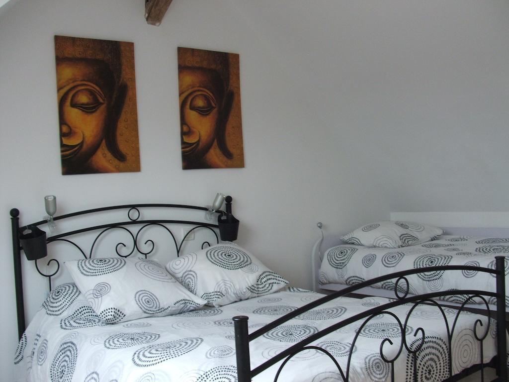 La Grange De La Gandonnerie Bauge-en-Anjou Quarto foto